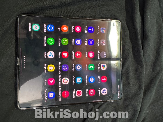 Samsung galaxy Z fold 4